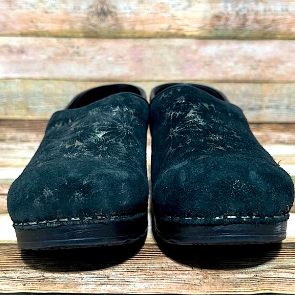 SANITA Shoes Suede Leather Professional Clogs Floral Black Gold Size 38  7.5 - Picture 4 of 8